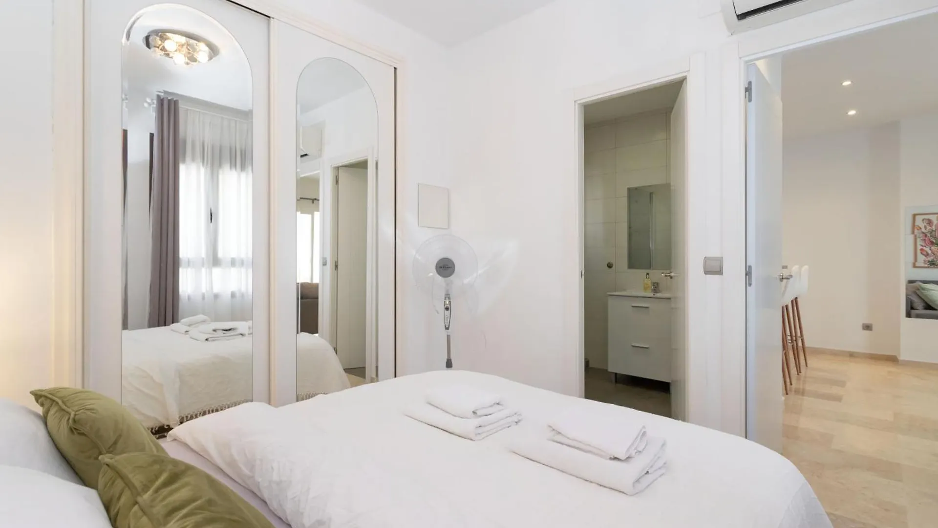 Modern Apartment In The Centre Nerja 0*,