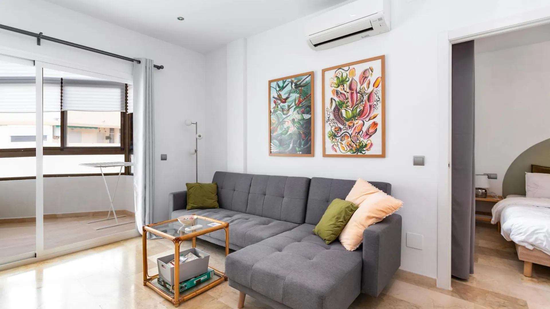 Modern Apartment In The Centre Nerja Spain